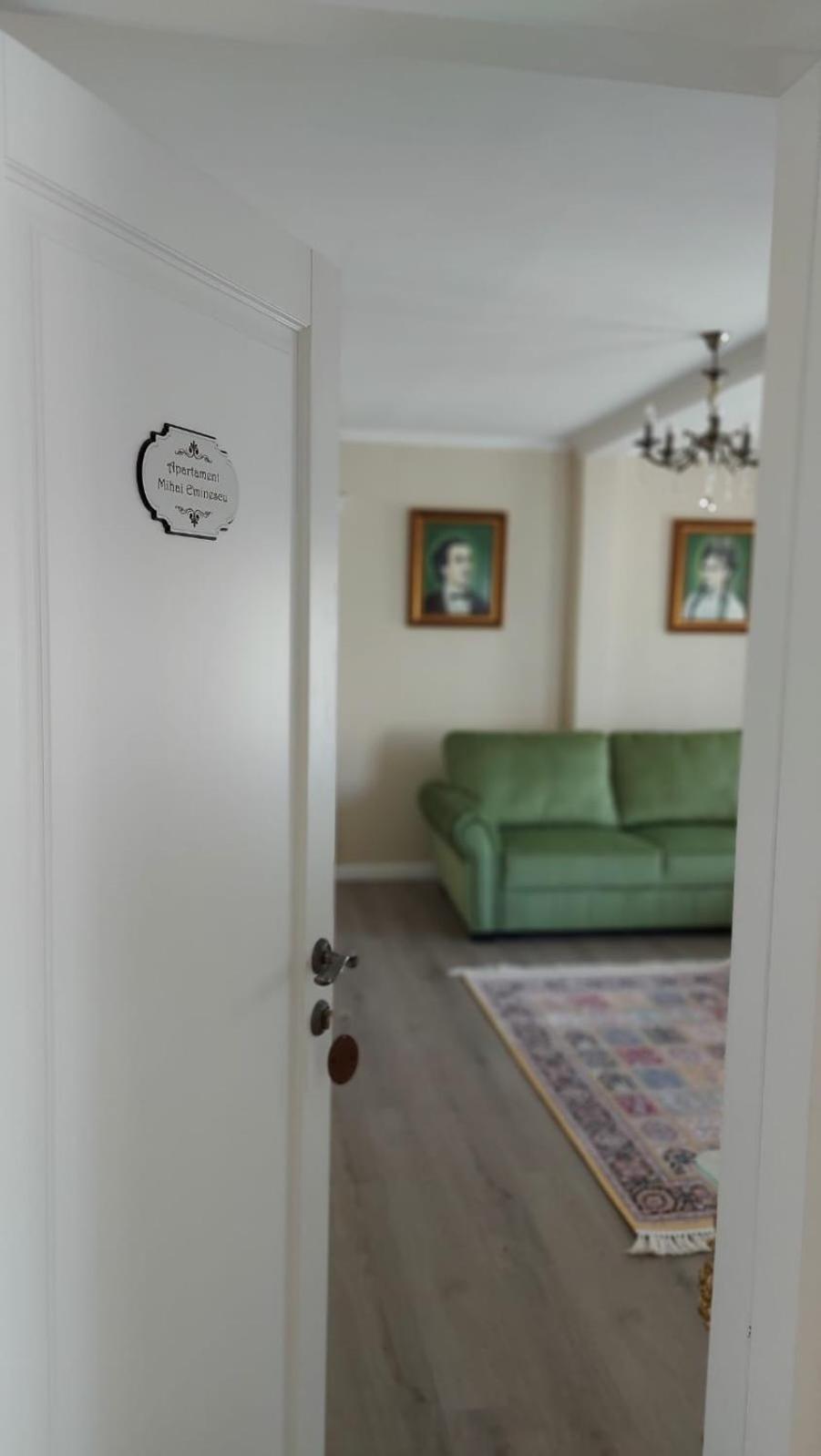 Conacul Poetilor Hotel Gura Raului Bagian luar foto